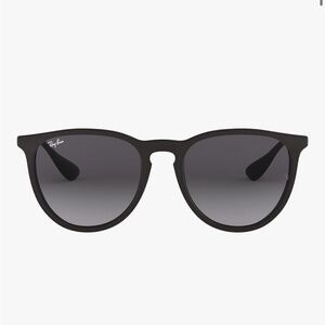 Ray-Ban Black Round Sunglasses with Matte Finish